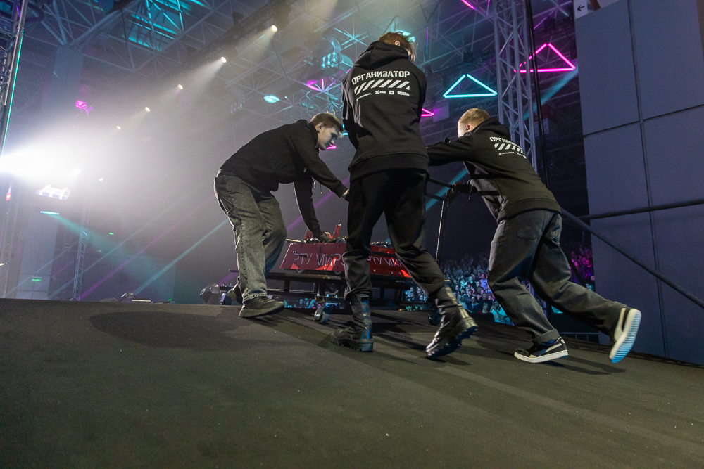 «Битва роботов» в парке «Патриот»