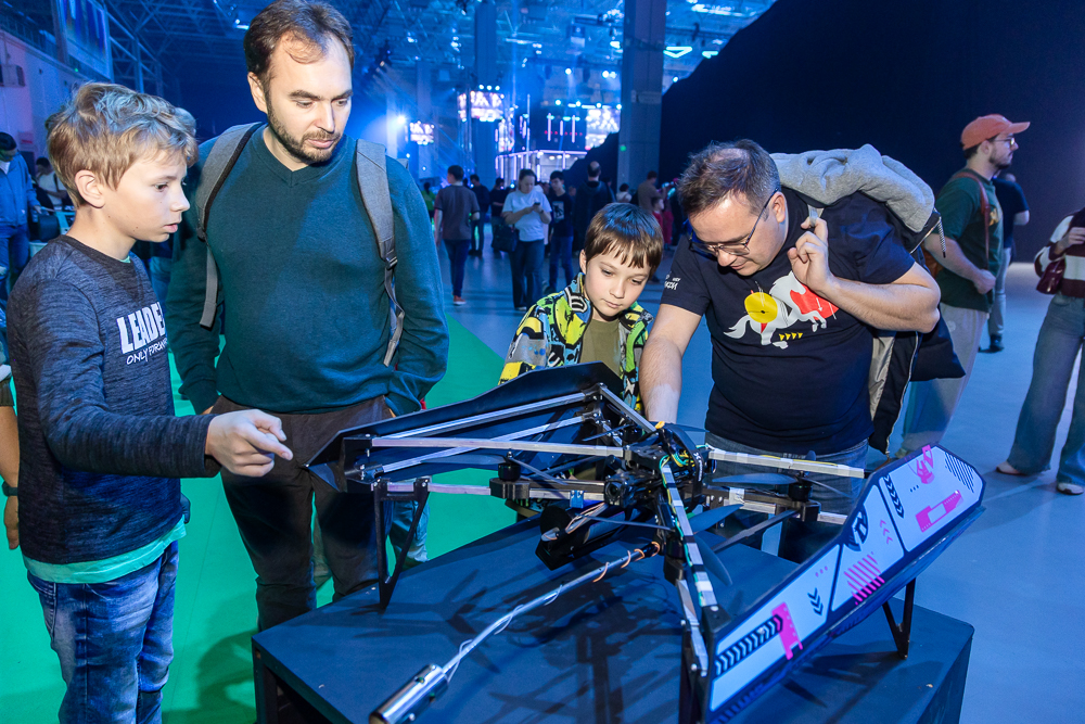 «Битва роботов» в парке «Патриот»