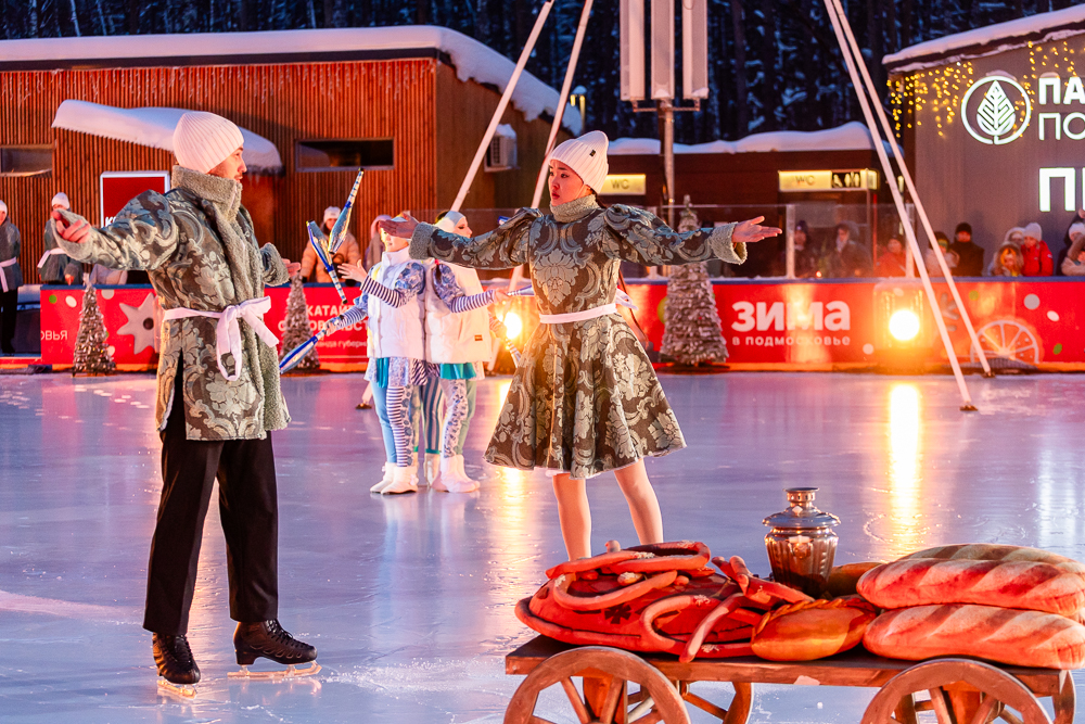 Ледовое шоу «Сказ о Руси» в парке Малевича