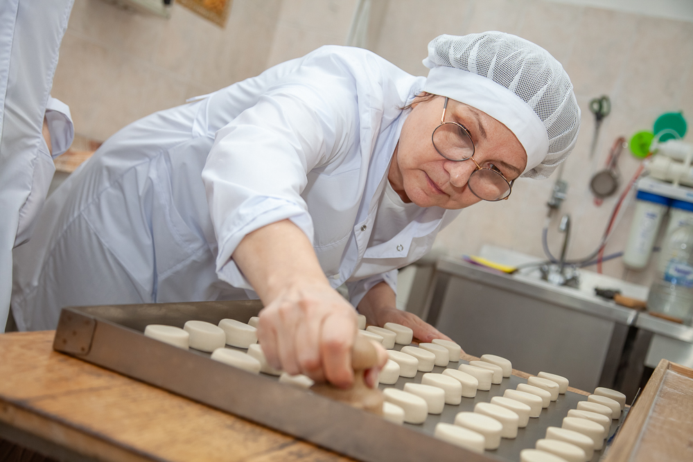 Как пекут просфоры в Одинцово