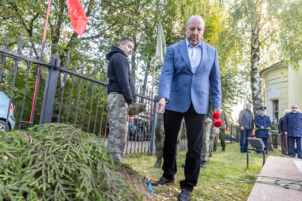 Захоронение на братской могиле в Ершово