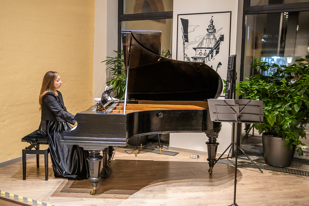 Ретроспективная выставка работ Николая Рериха в Звенигороде