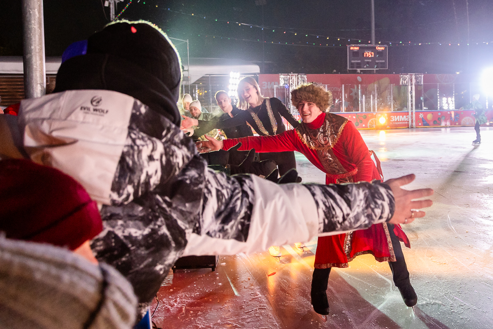Ледовое шоу «Сказ о Руси» в парке Малевича