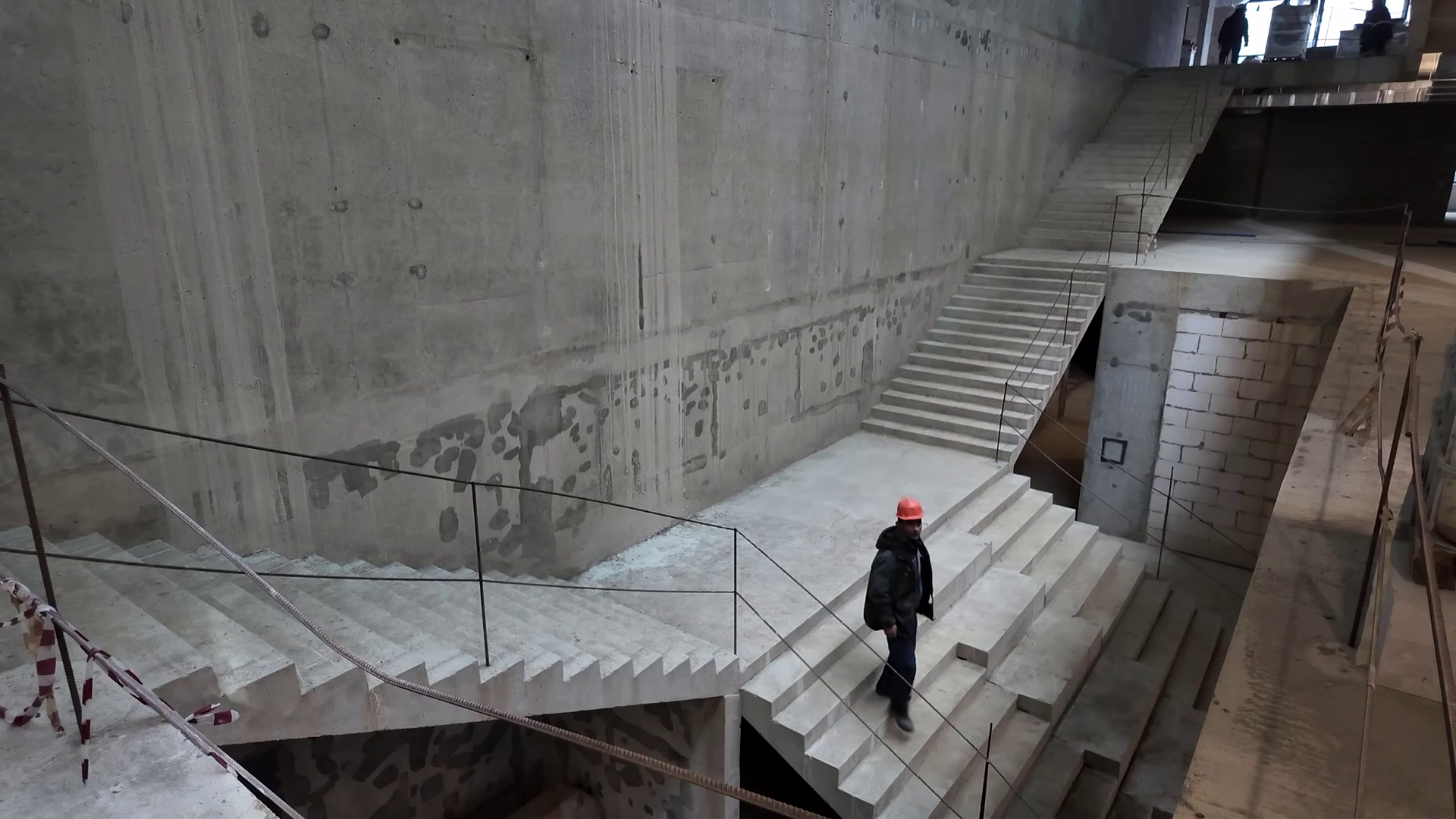 Готовность - 70%: новая школа в Заречье