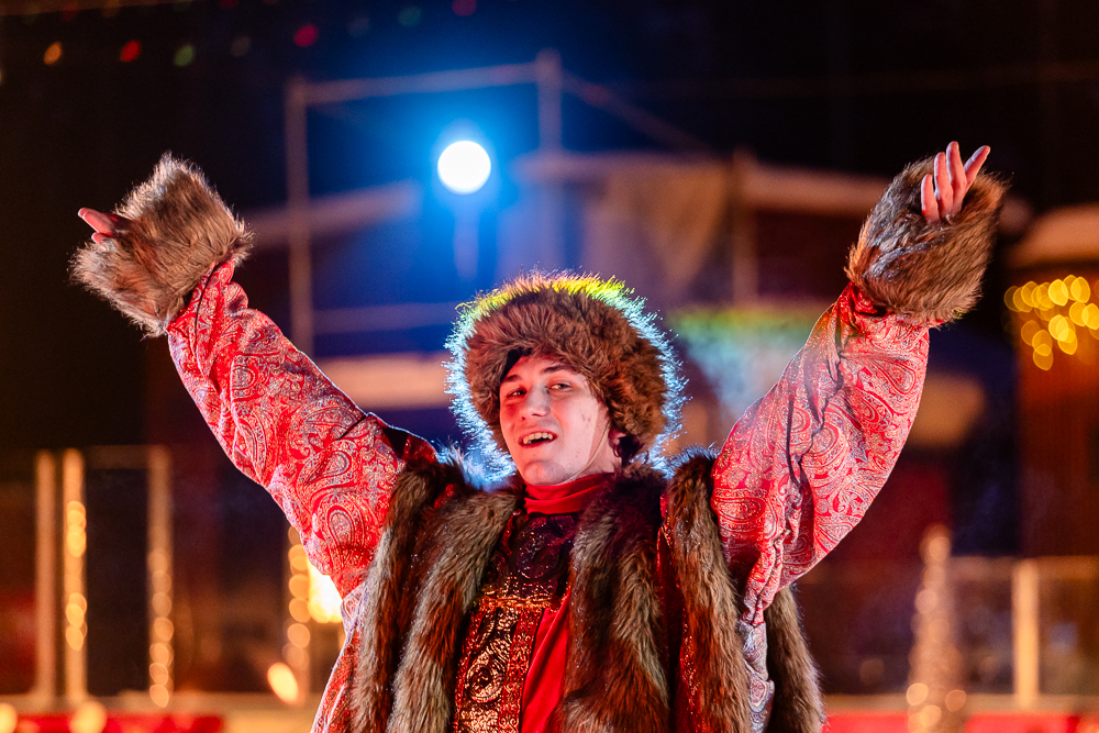 Ледовое шоу «Сказ о Руси» в парке Малевича