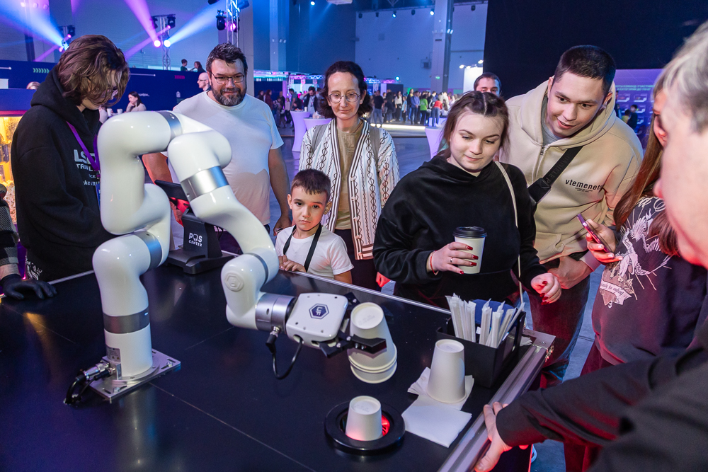 «Битва роботов» в парке «Патриот»