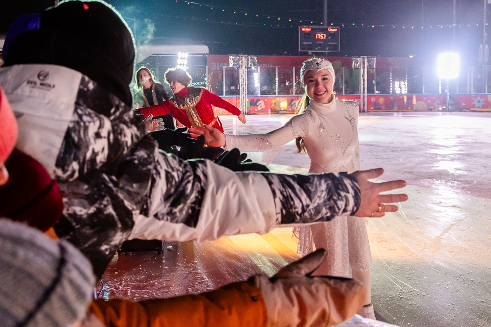 Ледовое шоу «Сказ о Руси» в парке Малевича