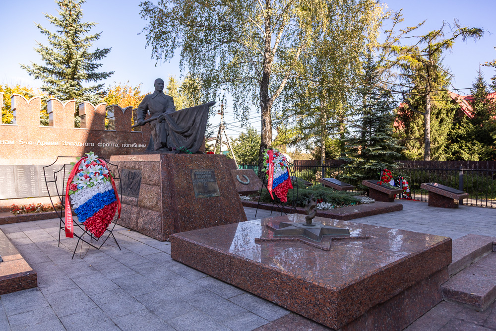 Захоронение на братской могиле в Ершово