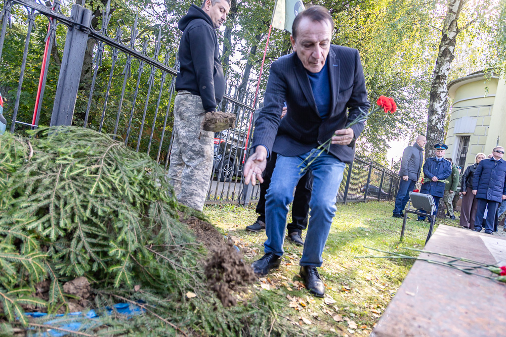 Захоронение на братской могиле в Ершово