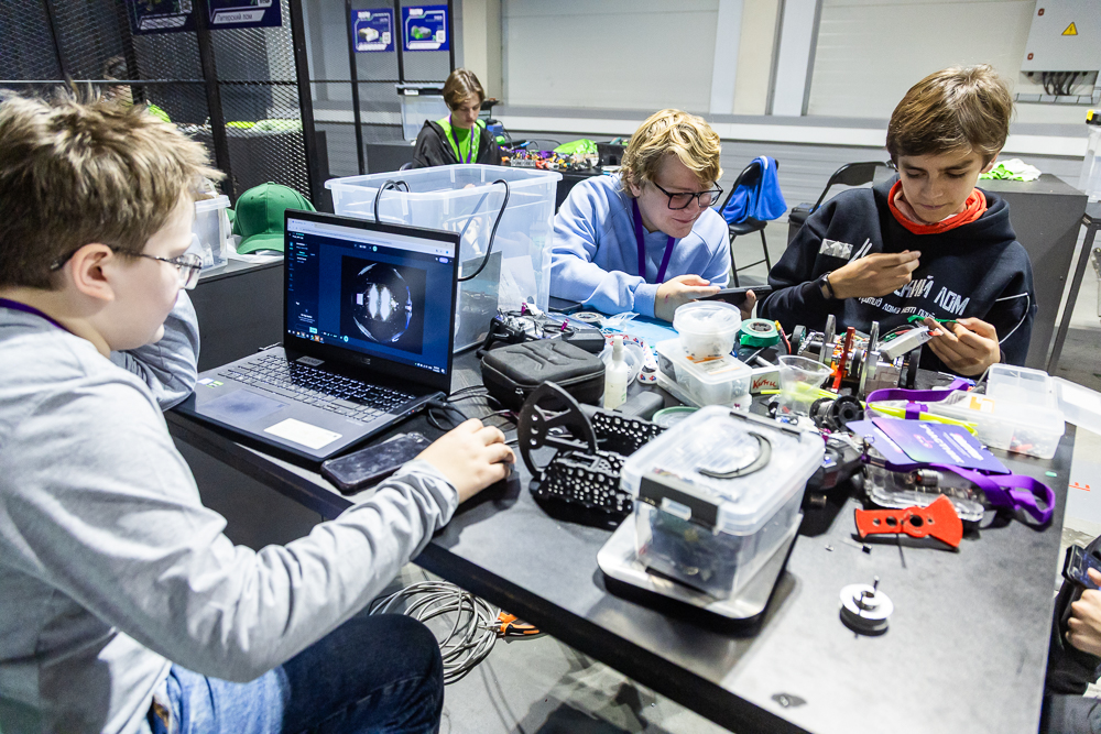 «Битва роботов» в парке «Патриот»