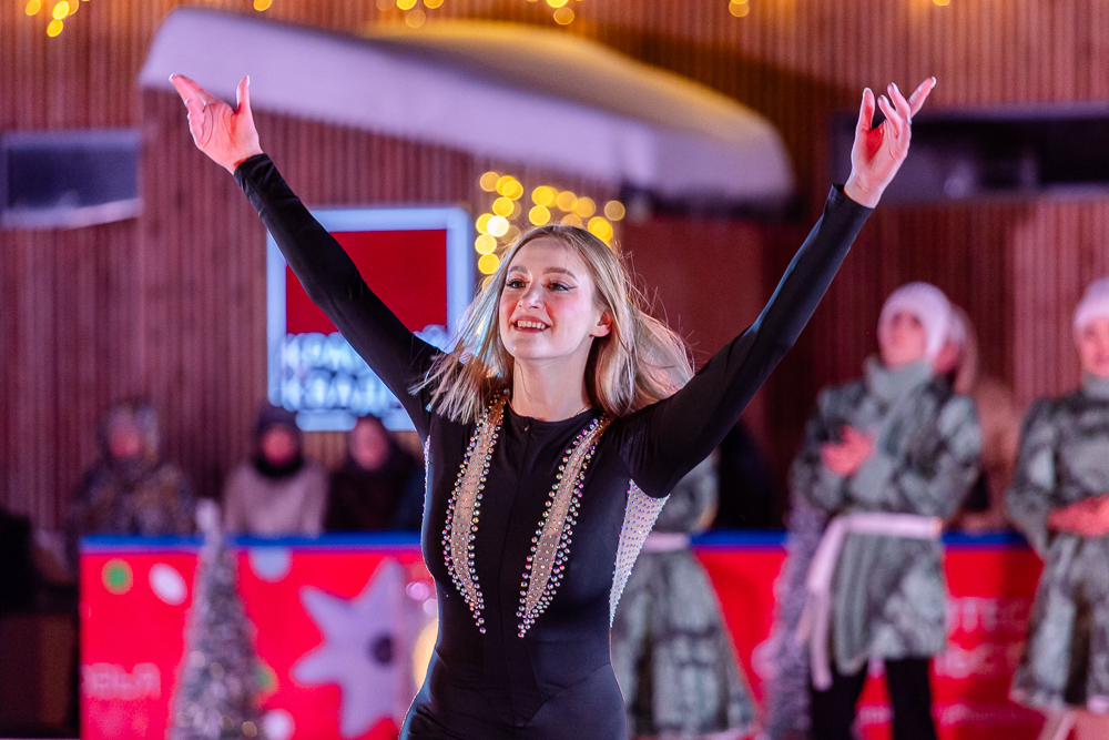 Ледовое шоу «Сказ о Руси» в парке Малевича