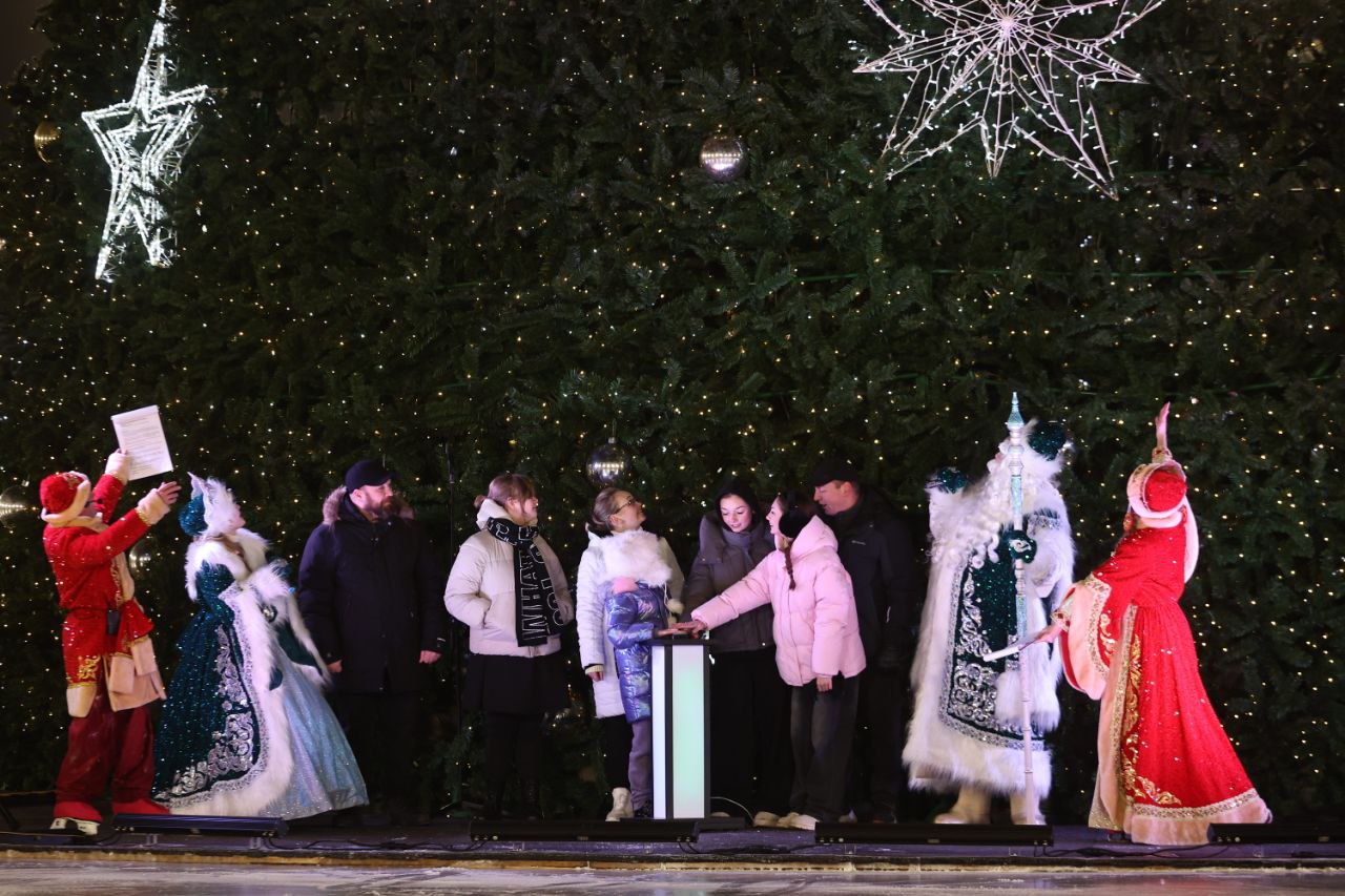 Главный каток Минобороны России в парке «Патриот»