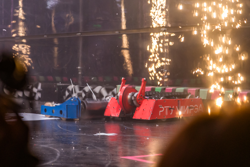«Битва роботов» в парке «Патриот»