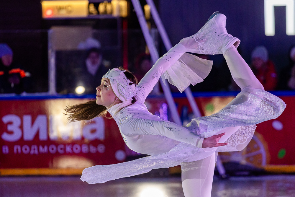 Ледовое шоу «Сказ о Руси» в парке Малевича