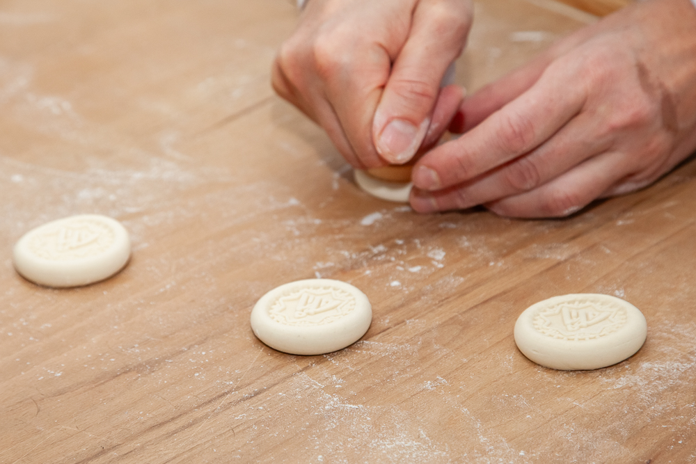 Как пекут просфоры в Одинцово