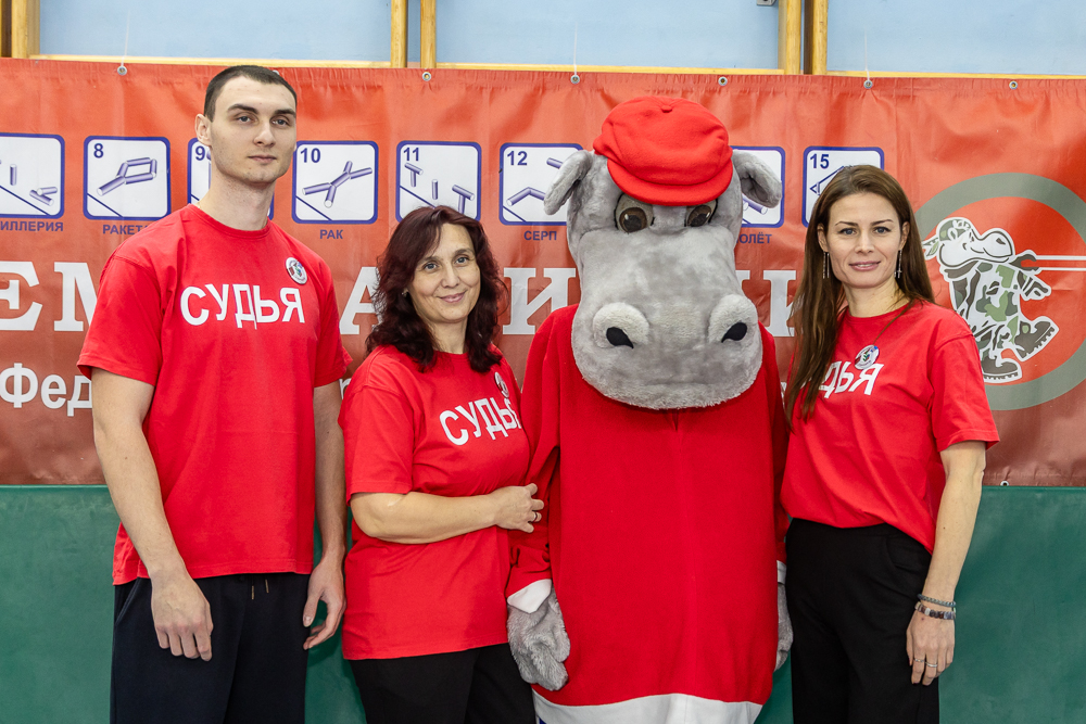 «Играем в городки — сохраняем традиции» в школе «Дружба»