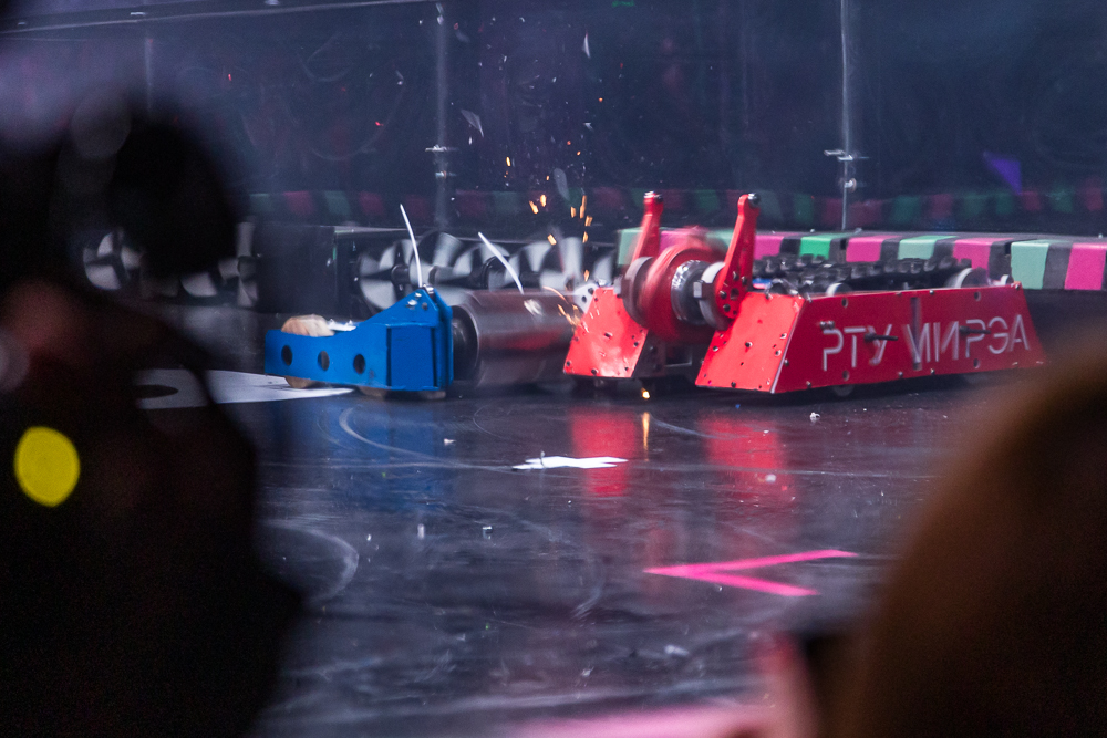 «Битва роботов» в парке «Патриот»