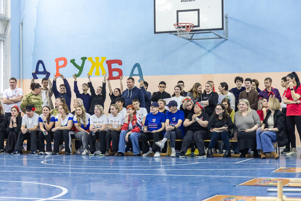 «Играем в городки — сохраняем традиции» в школе «Дружба»