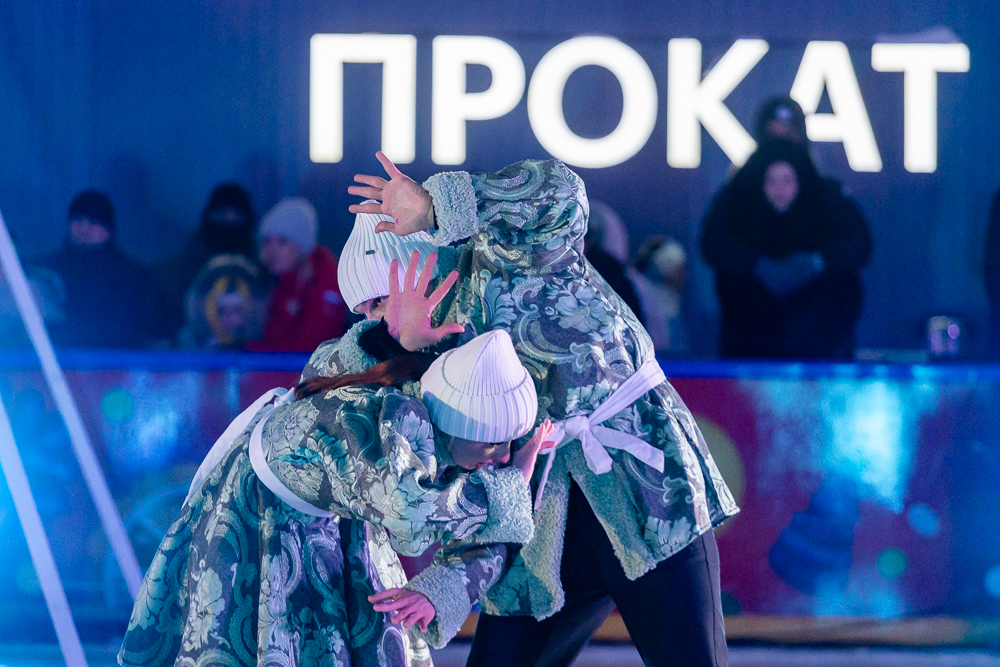 Ледовое шоу «Сказ о Руси» в парке Малевича