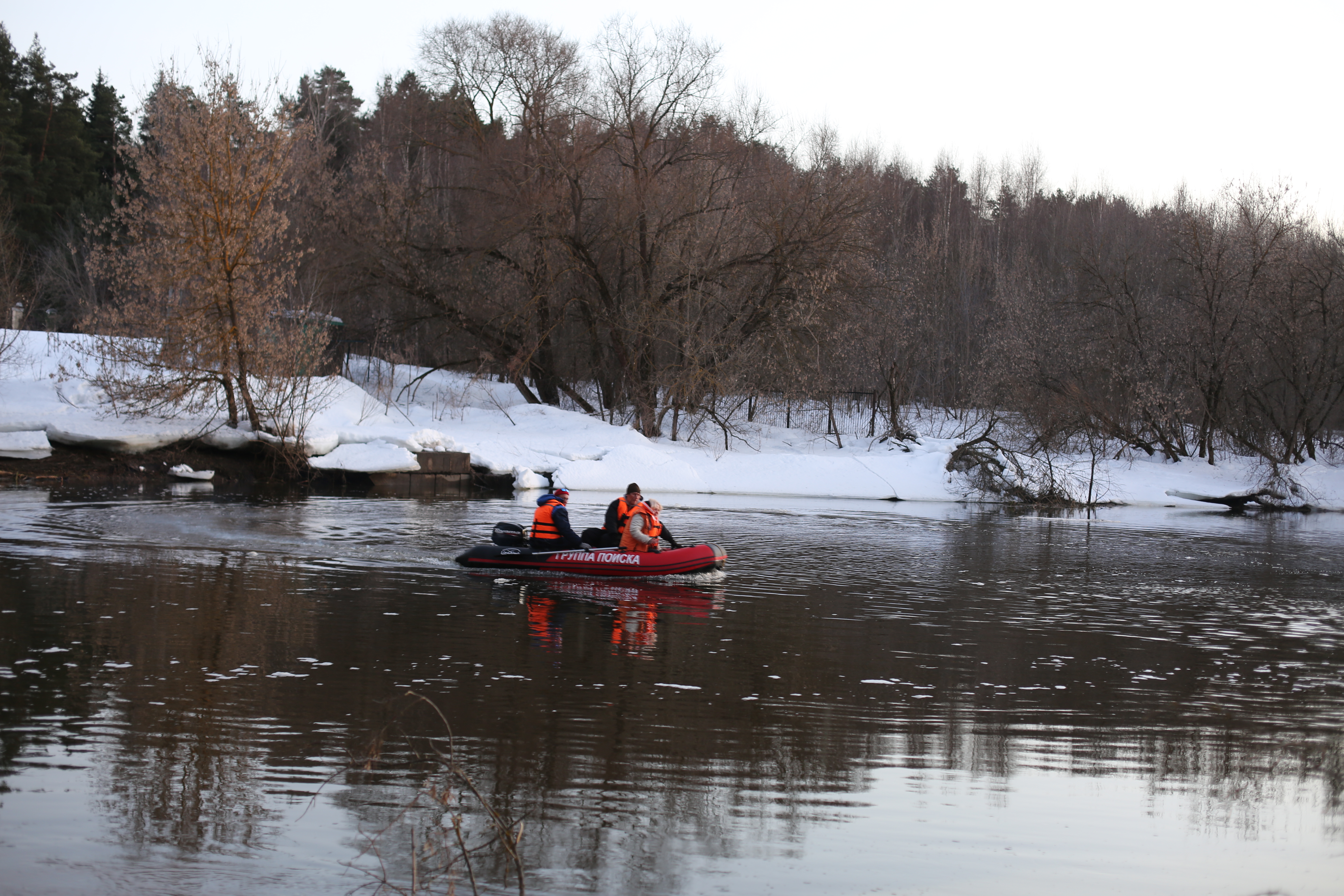 В Звенигороде продолжаются поиски трёх подростков
