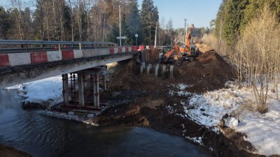 В Одинцовском округе идёт капремонт двух мостов через реку Сторожку