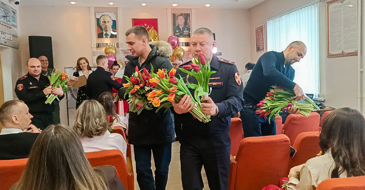 Агитбригада «Звёздный десант» выступила с концертом в Одинцово