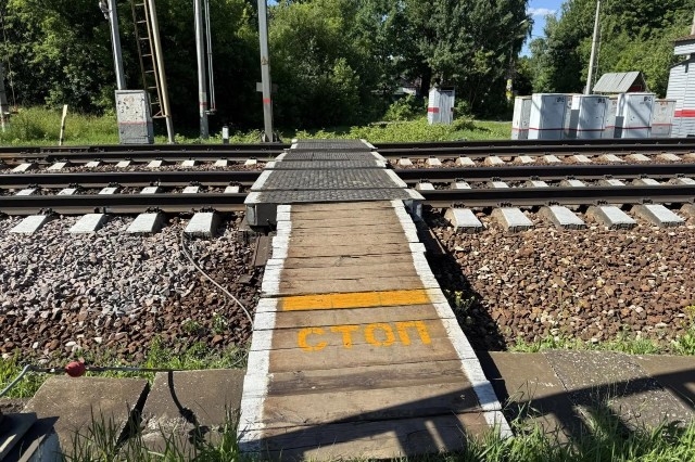 В Одинцовском округе мужчина погиб под колёсами электрички