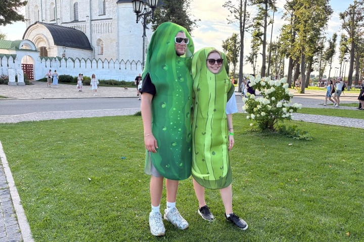 И хруст огурчика нам сладок и приятен