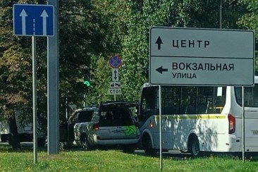 В Одинцово автобус протаранил джип