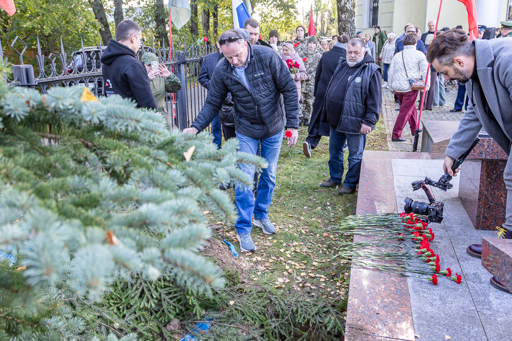 Захоронение на братской могиле в Ершово