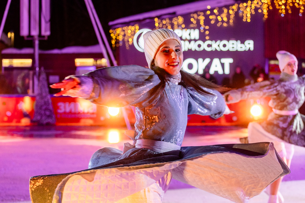 Ледовое шоу «Сказ о Руси» в парке Малевича