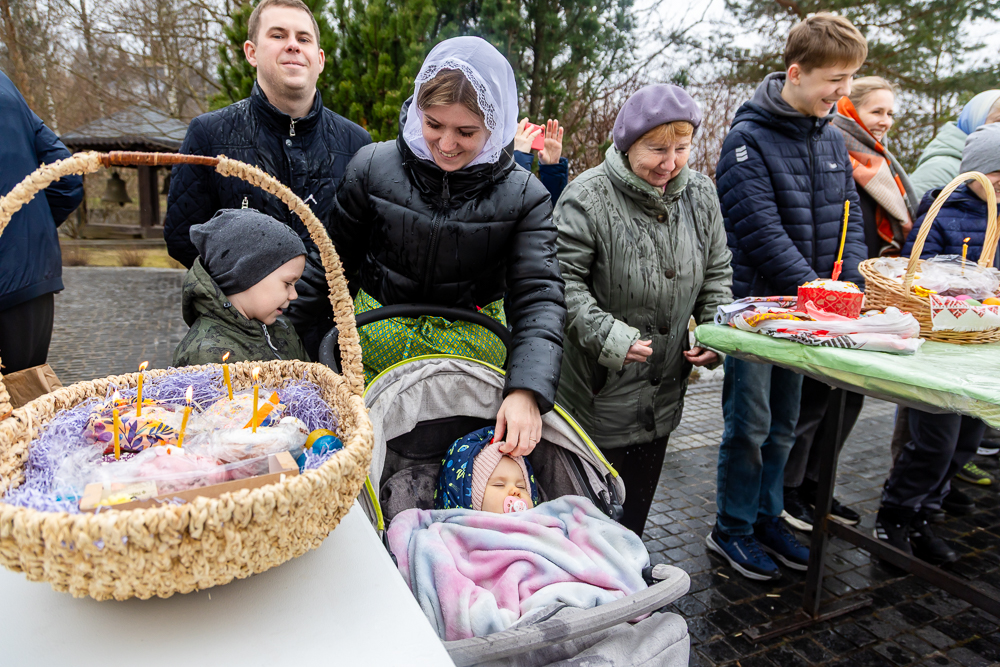 Великая суббота в храме Успения Пресвятой Богородицы в селе Успенское