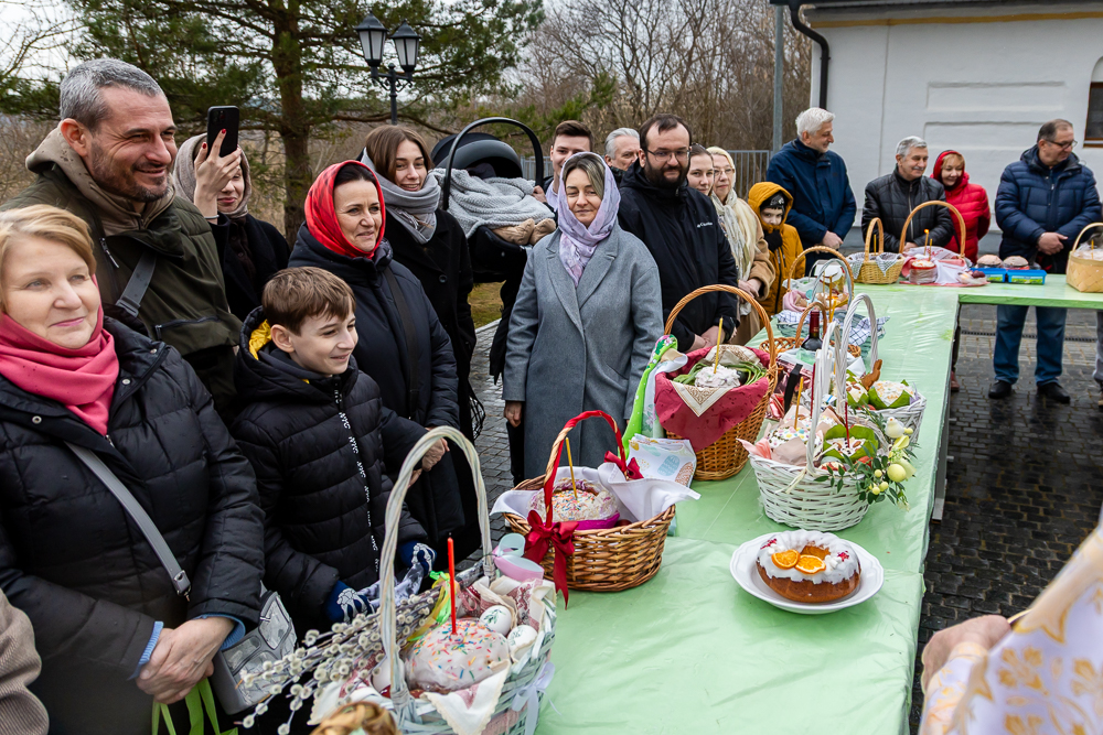 Великая суббота в храме Успения Пресвятой Богородицы в селе Успенское