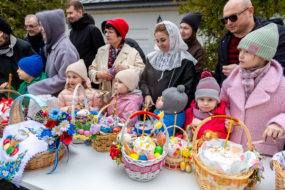 Великая суббота в храме Успения Пресвятой Богородицы в селе Успенское