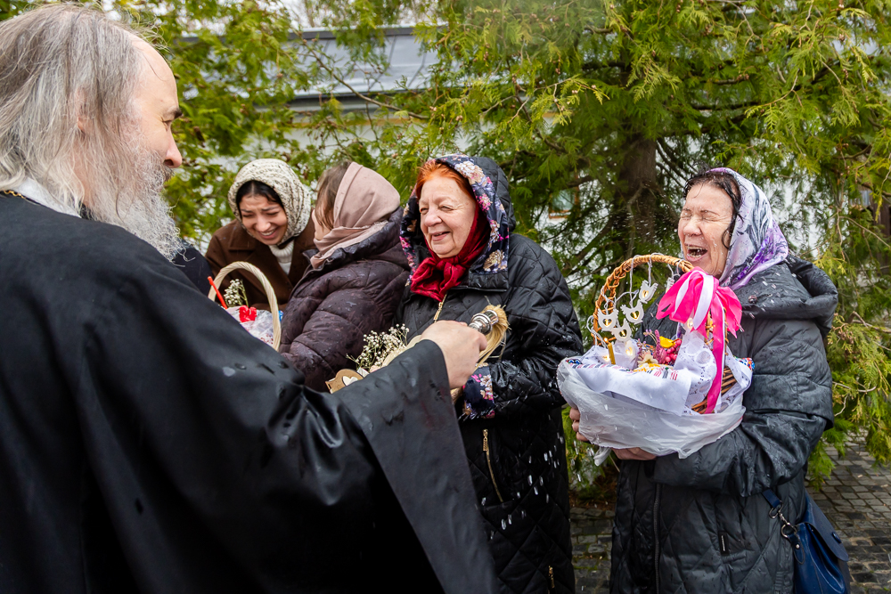 Великая суббота в храме Успения Пресвятой Богородицы в селе Успенское