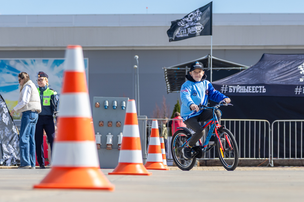 Выставка «Мотовесна 2026» в парке «Патриот»