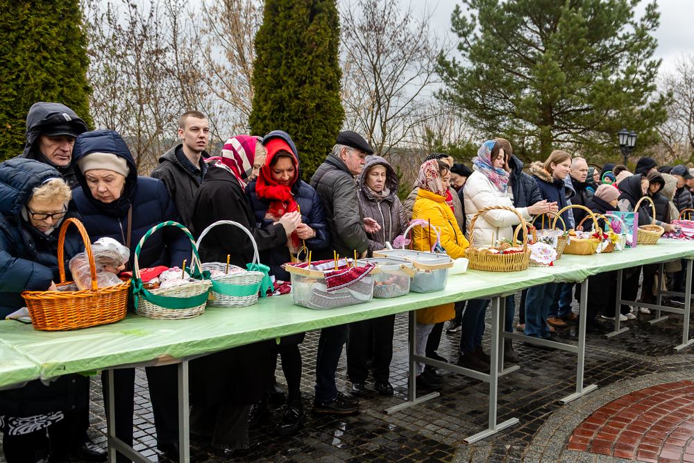 Великая суббота в храме Успения Пресвятой Богородицы в селе Успенское