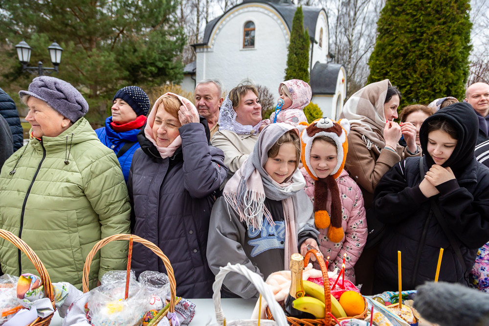 Великая суббота в храме Успения Пресвятой Богородицы в селе Успенское