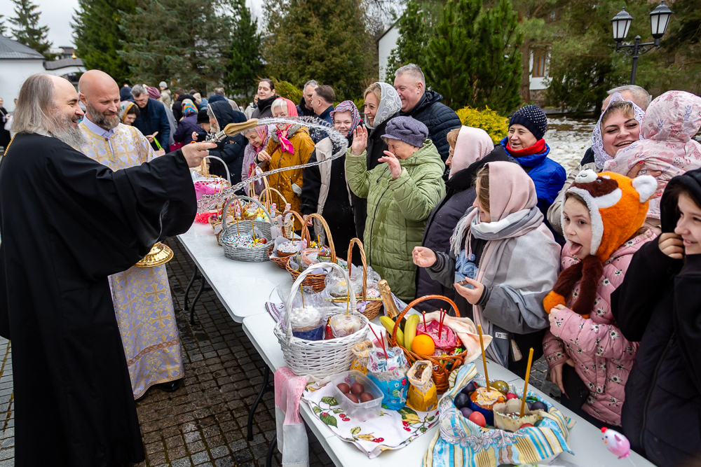 Великая суббота в храме Успения Пресвятой Богородицы в селе Успенское
