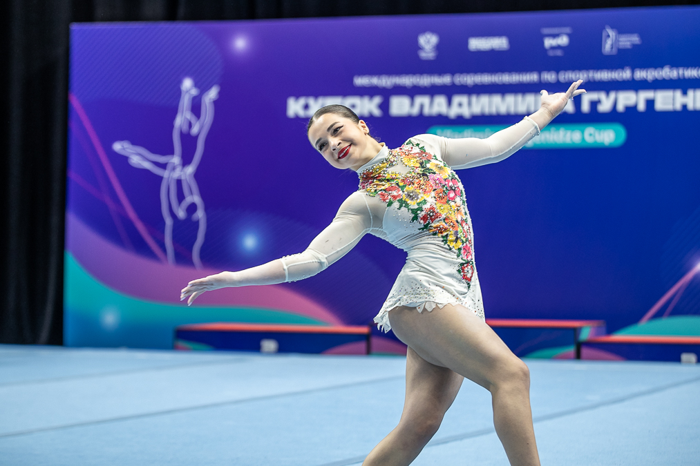Международный турнир по спортивной акробатике в Одинцовском спортивно-зрелищном комплексе