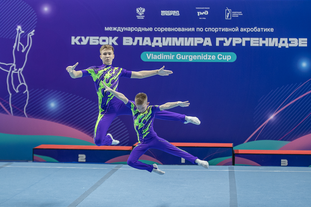 Международный турнир по спортивной акробатике в Одинцовском спортивно-зрелищном комплексе