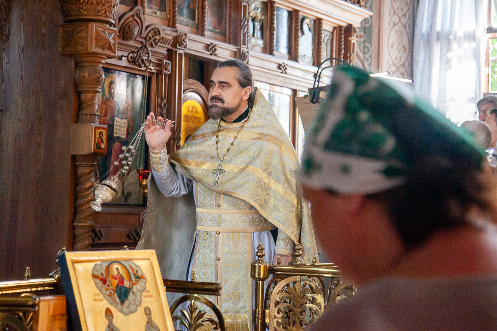 Пешее паломничество по Митрополичьей тропе в Аксиньино