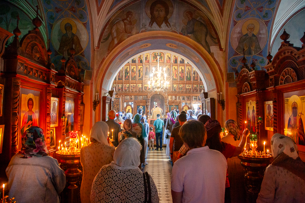 Пешее паломничество по Митрополичьей тропе в Аксиньино