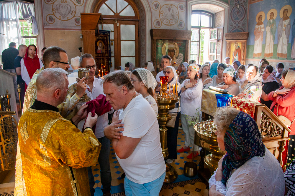 Пешее паломничество по Митрополичьей тропе в Аксиньино