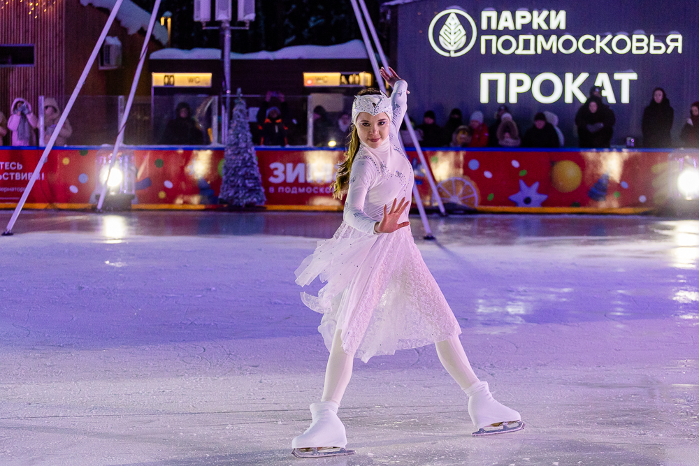 Ледовое шоу «Сказ о Руси» в парке Малевича