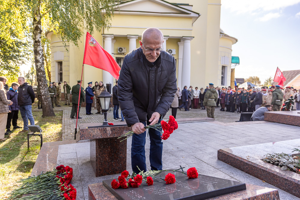 Захоронение на братской могиле в Ершово
