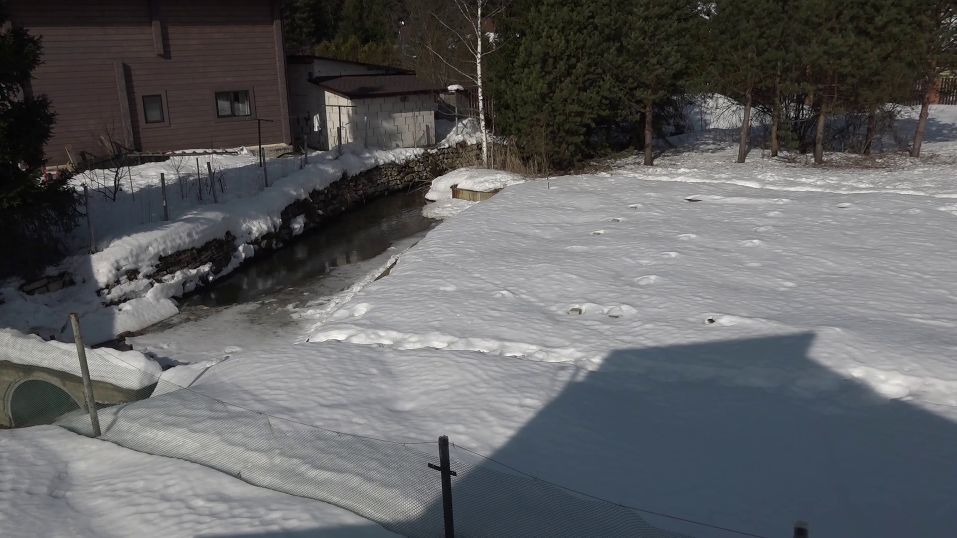 Самодельная плотина под Голицыно