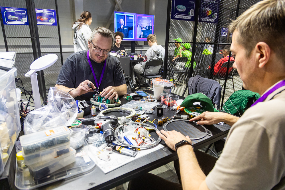 «Битва роботов» в парке «Патриот»