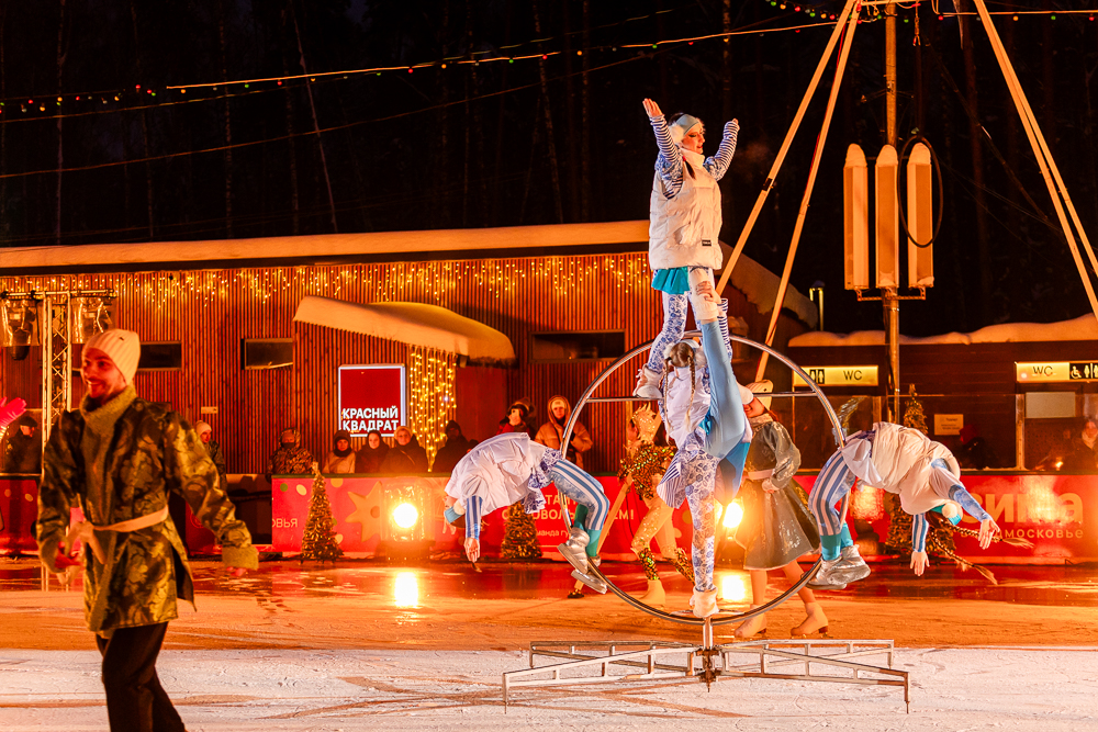 Ледовое шоу «Сказ о Руси» в парке Малевича