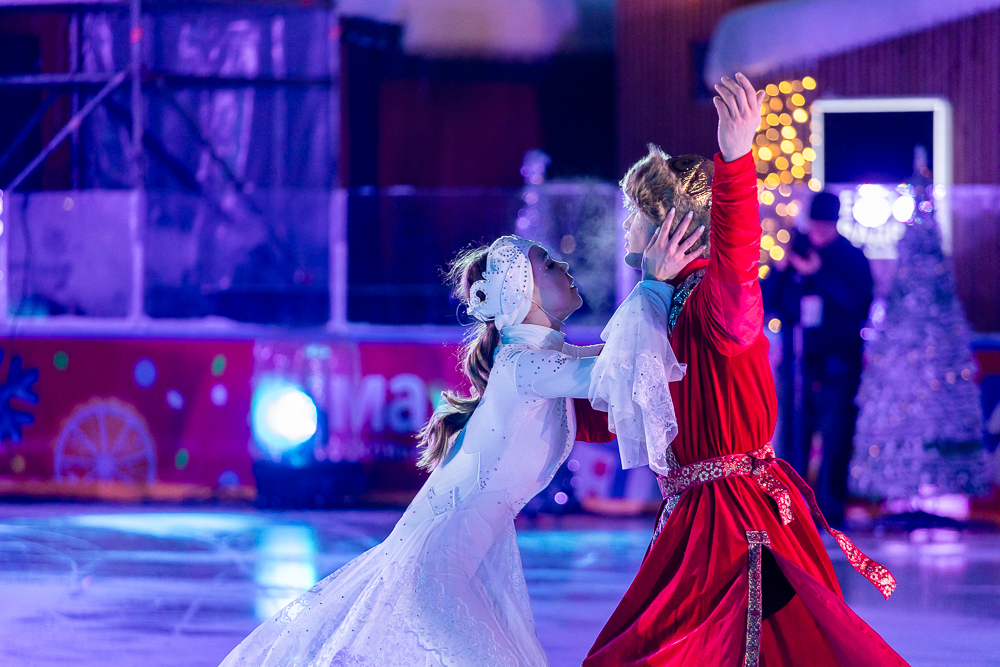 Ледовое шоу «Сказ о Руси» в парке Малевича